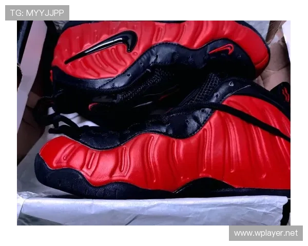 小威这身价，普通人光穿件鞋都得攒好久，让人直呼生活太奢华了吧！